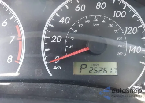 2013 Toyota Corolla Le z USA, uszkodzony, nr VIN 5YFBU4EE8DP107916